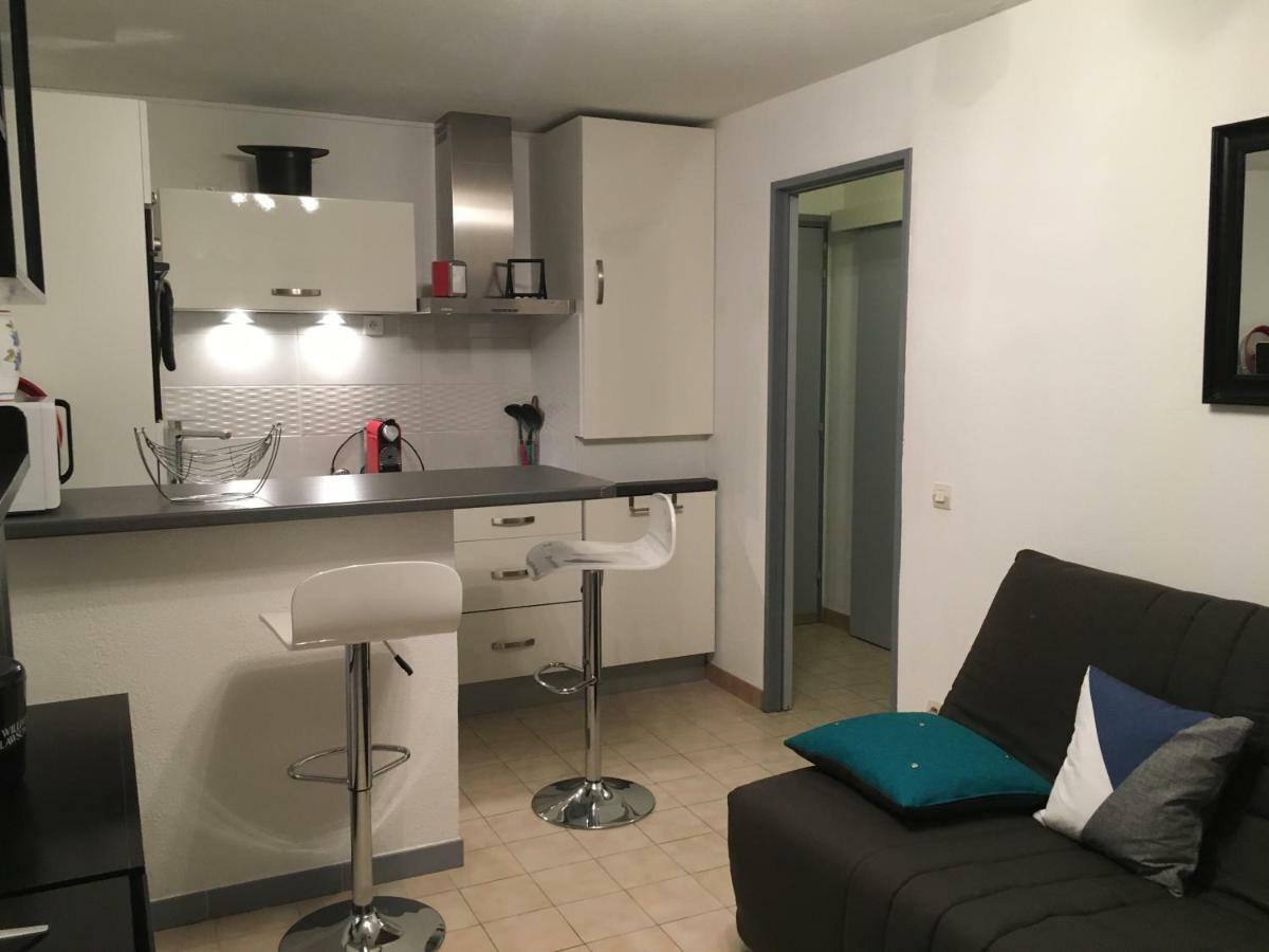 T2 Rez de jardin 300m Plage de Beaucours Sanary sur Mer Exterior foto